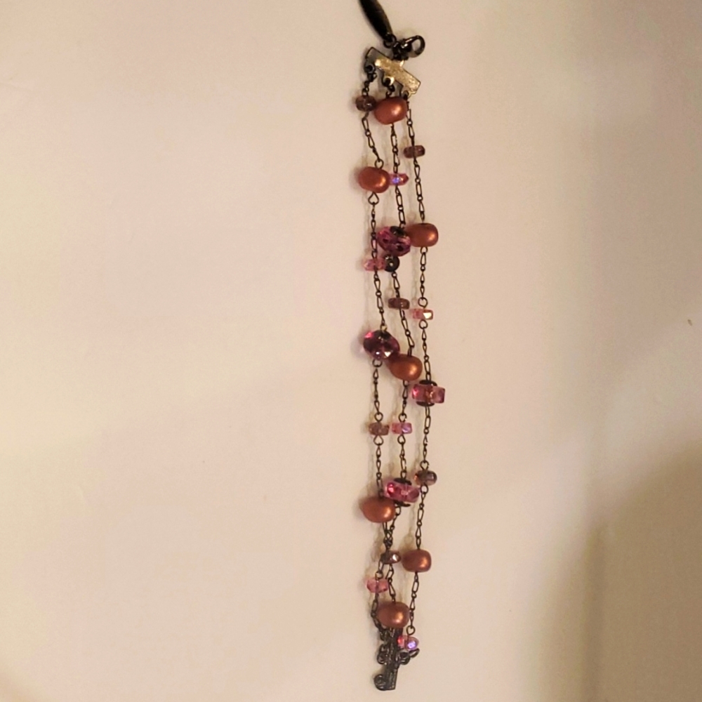 Adorable Pink Beaded Bracelet! Lg Girl or XS Women's. BUNDLE TO SAVE!